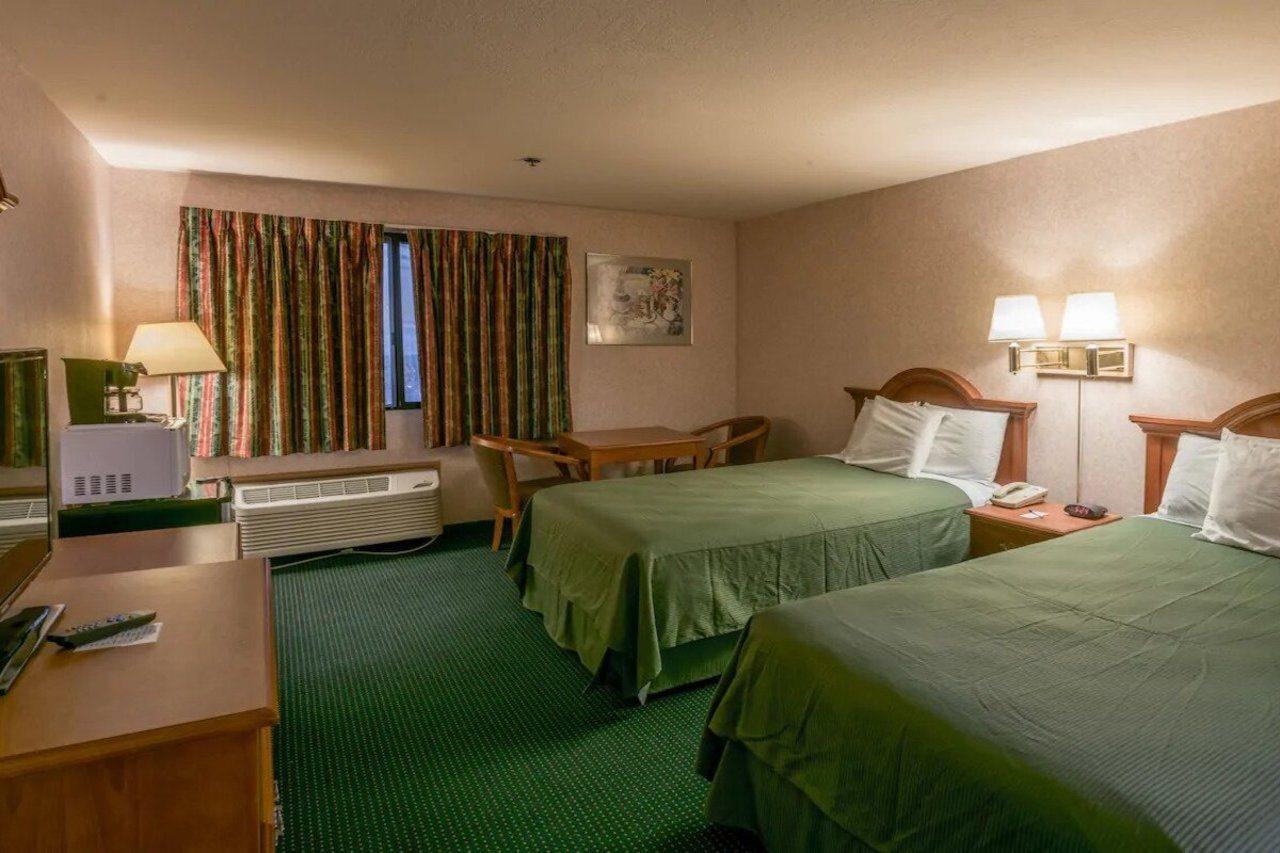 San Bernandino Inn & Suites 샌 베르나디노 외부 사진
