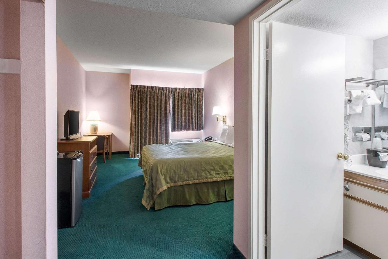 San Bernandino Inn & Suites 샌 베르나디노 외부 사진